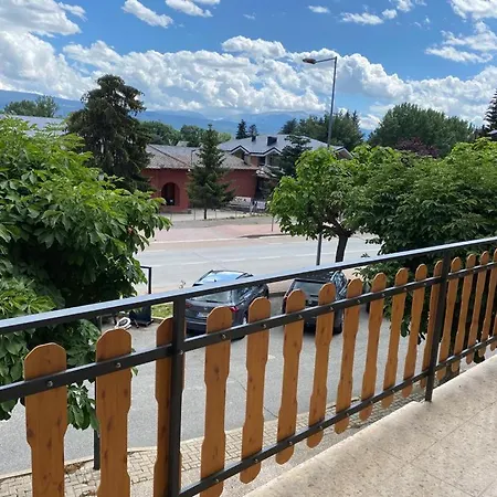 Apartman En El Centro De Llivia